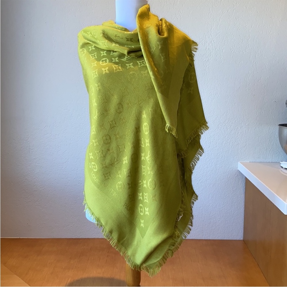 Louis Vuitton Chartreuse Monogram Shawl Wrap